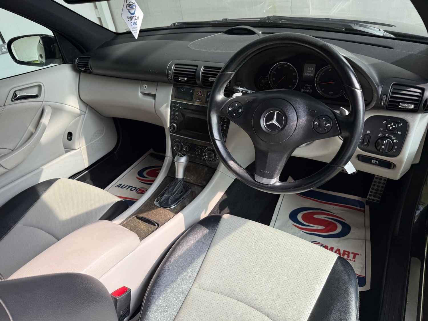 Used Mercedes-Benz CLC Class 2011 for sale - 77994218: Photo 3