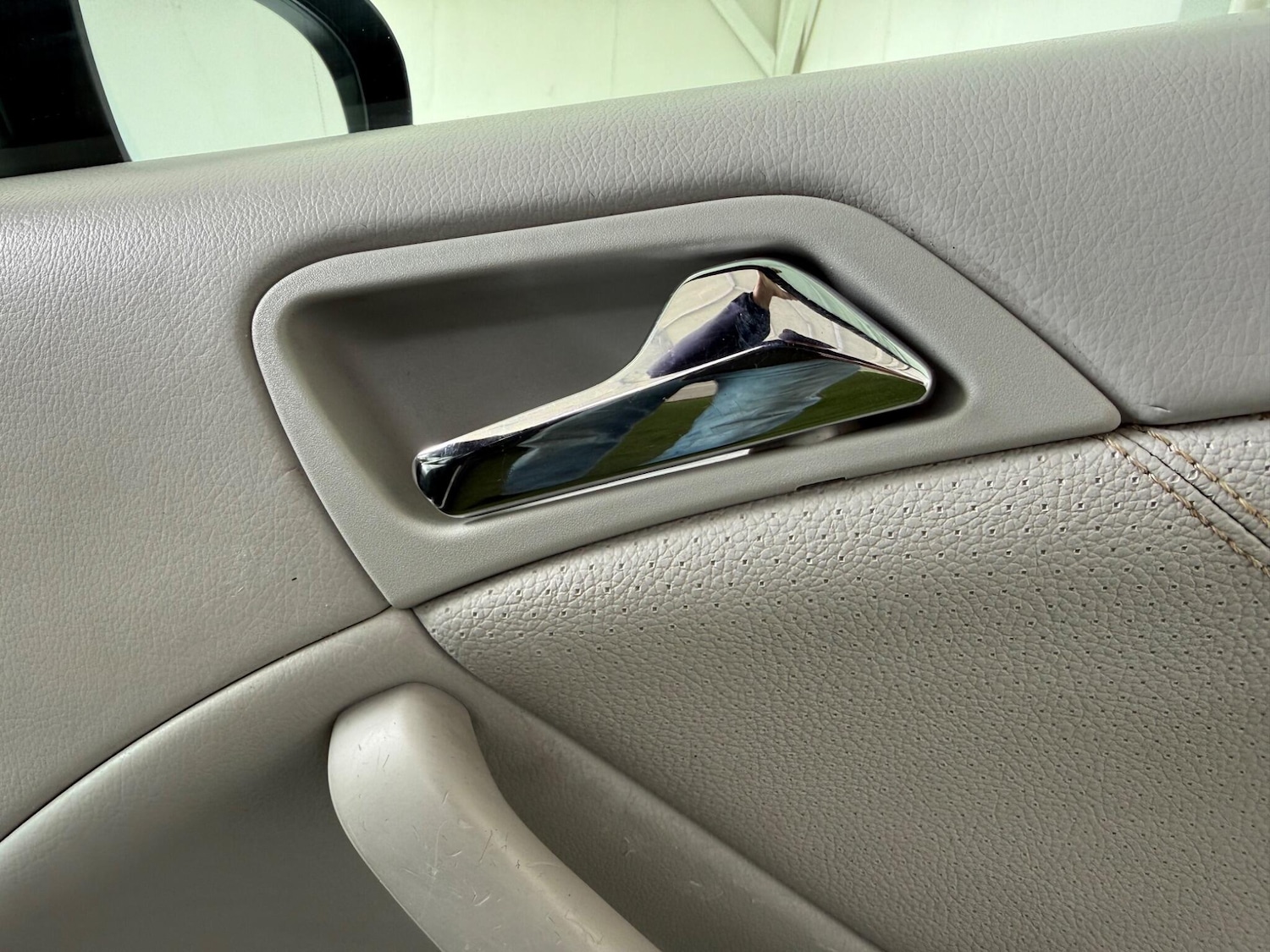 Used Mercedes-Benz CLC Class 2011 for sale - 77994218: Photo 36