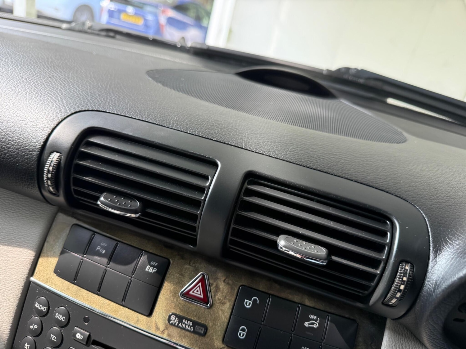 Used Mercedes-Benz CLC Class 2011 for sale - 77994218: Photo 38