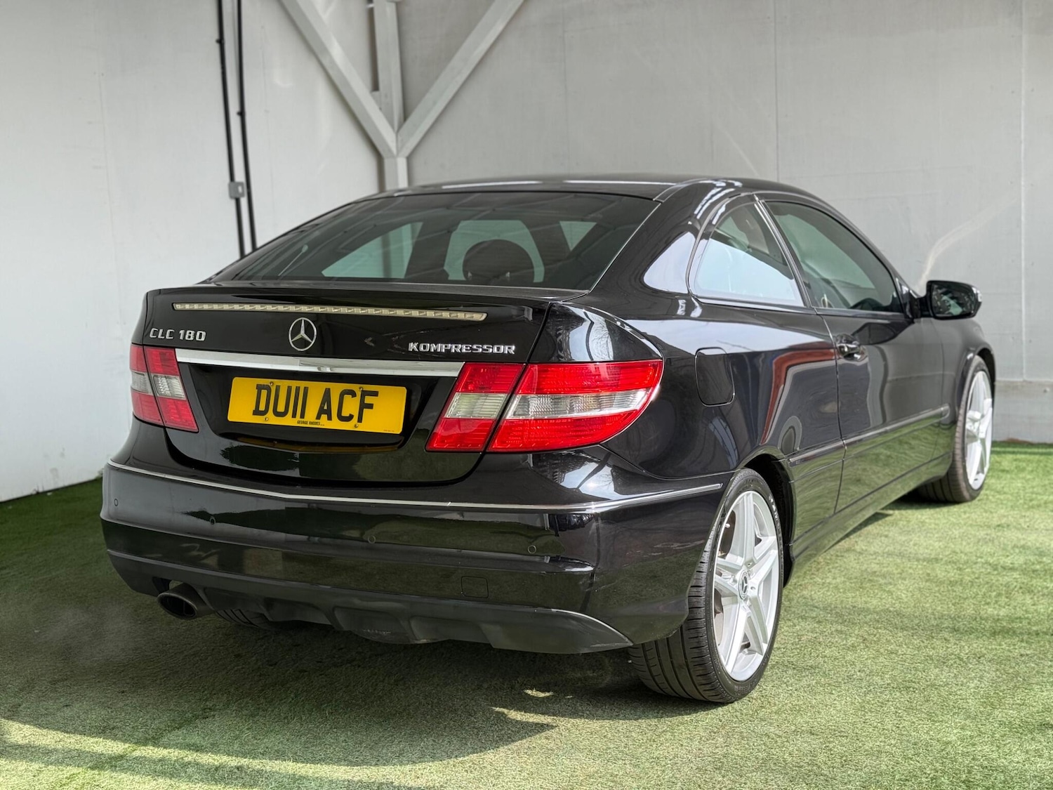 Used Mercedes-Benz CLC Class 2011 for sale - 77994218: Photo 6