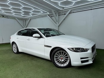 Used Jaguar XE 2018 for sale - 78988241: Photo