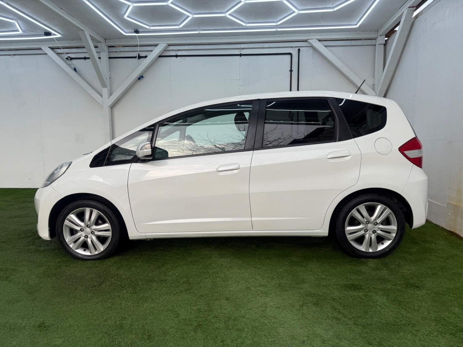 Used Honda Jazz 2014 for sale - 77387643: Photo 10