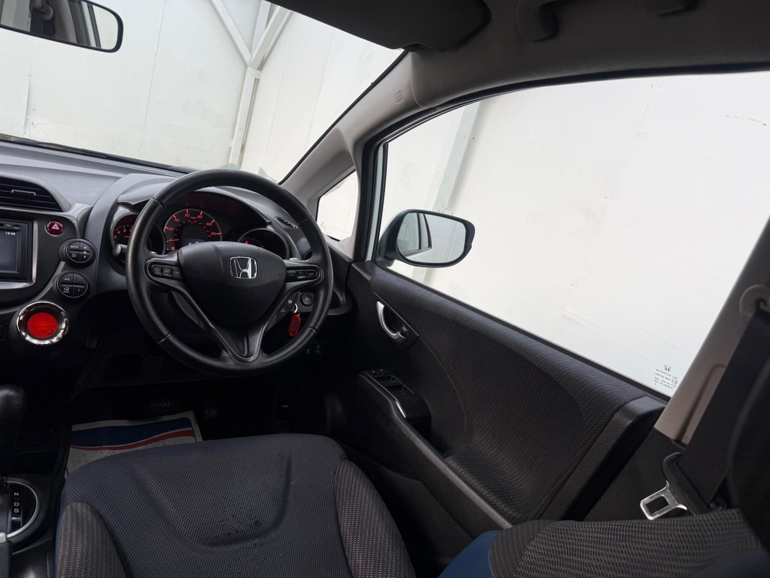 Used Honda Jazz 2014 for sale - 77387643: Photo 38