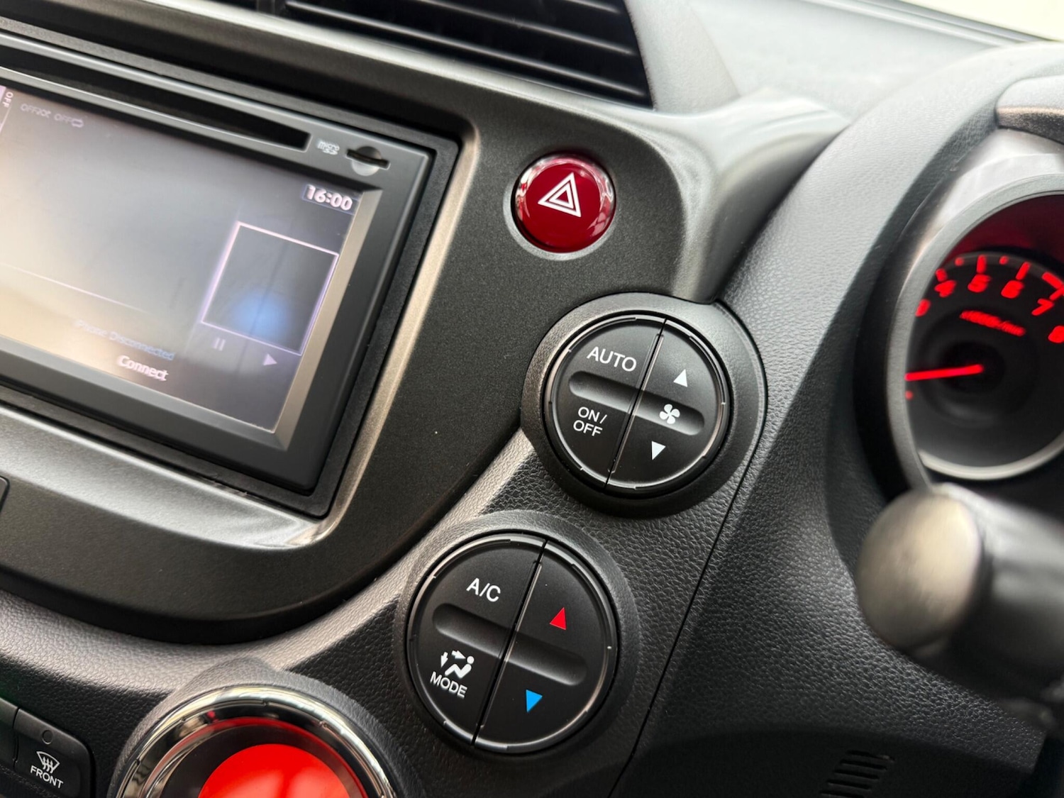 Used Honda Jazz 2014 for sale - 77387643: Photo 48