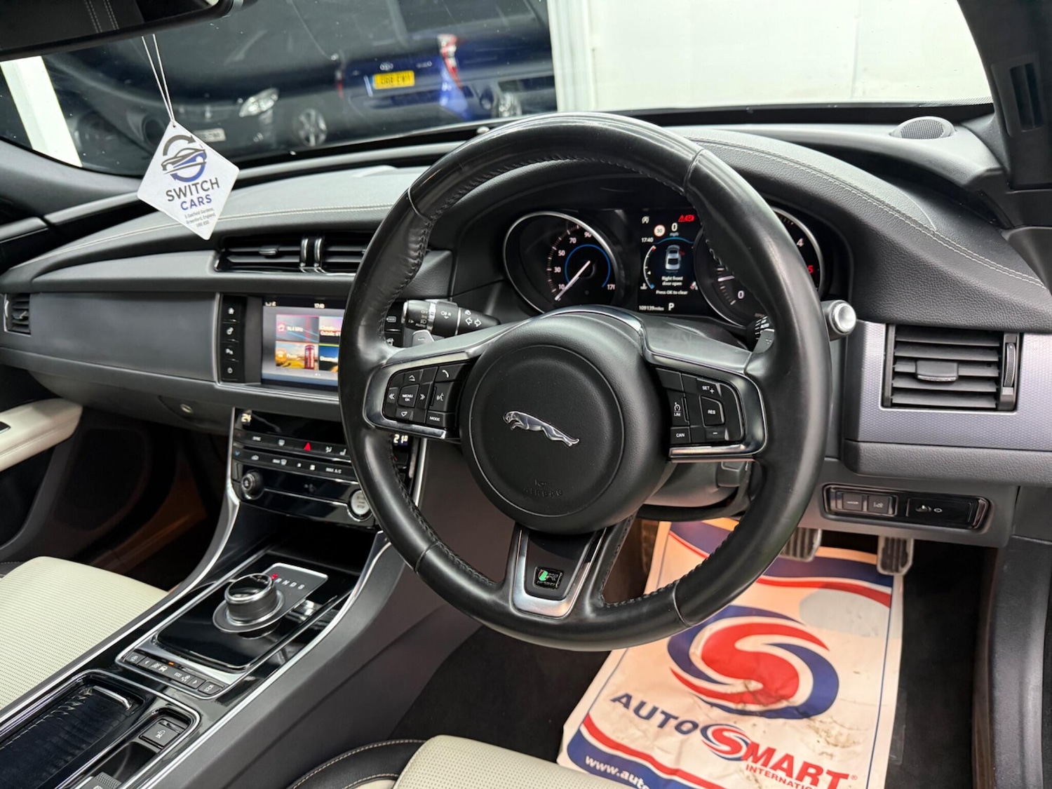 Used Jaguar XF 2018 for sale - 77573729: Photo 15