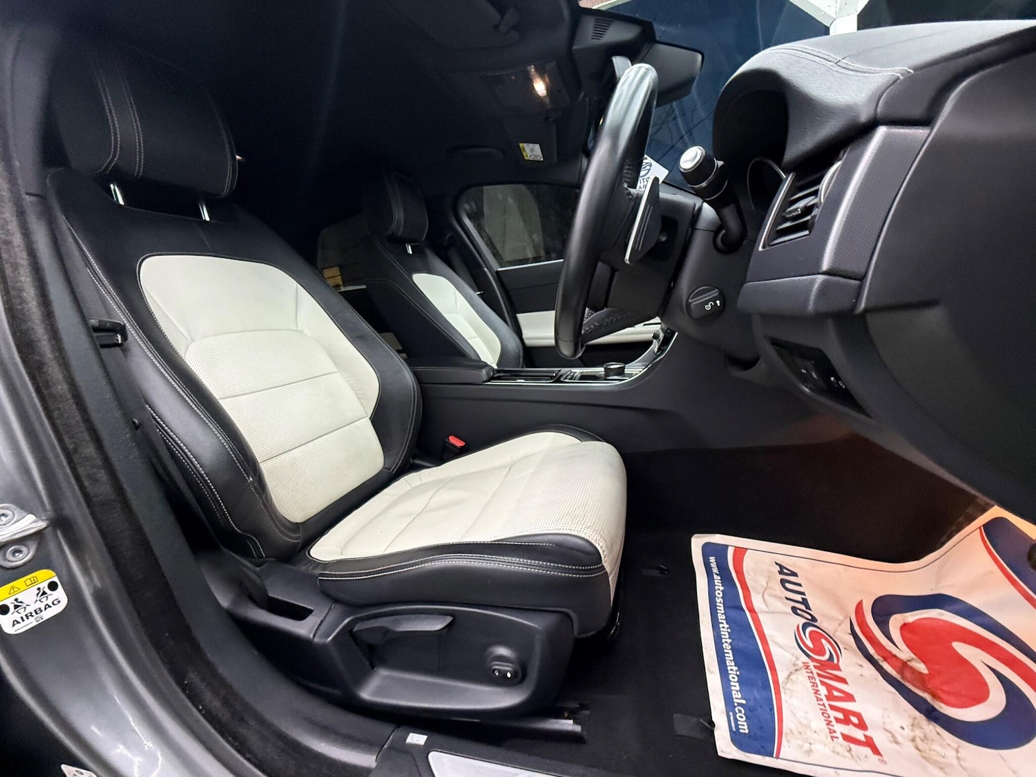 Used Jaguar XF 2018 for sale - 77573729: Photo 16