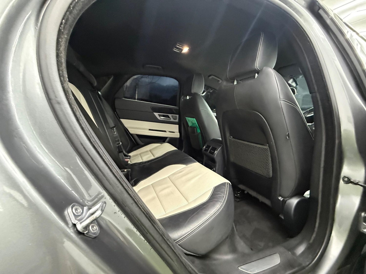 Used Jaguar XF 2018 for sale - 77573729: Photo 19