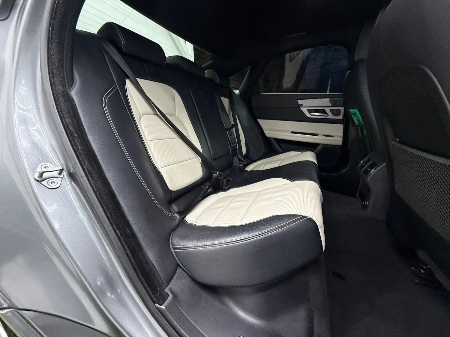 Used Jaguar XF 2018 for sale - 77573729: Photo 20