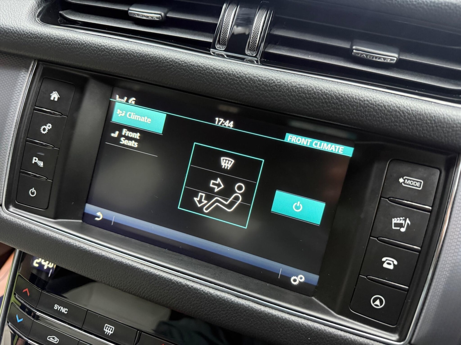 Used Jaguar XF 2018 for sale - 77573729: Photo 47