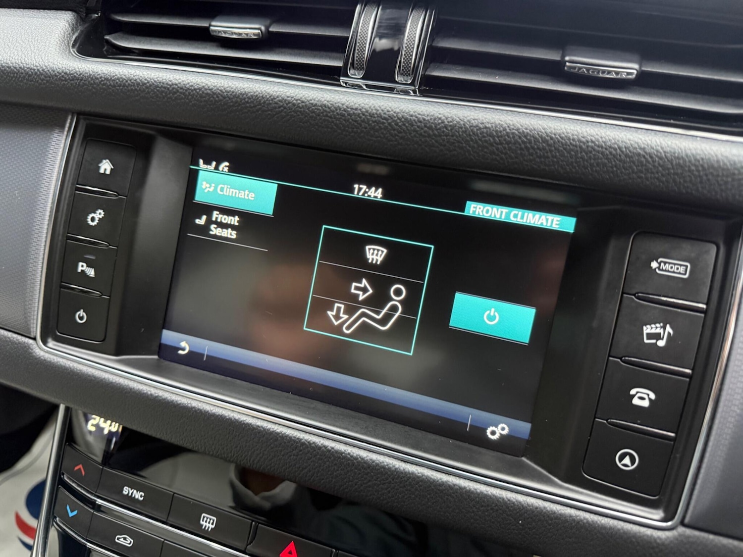 Used Jaguar XF 2018 for sale - 77573729: Photo 49