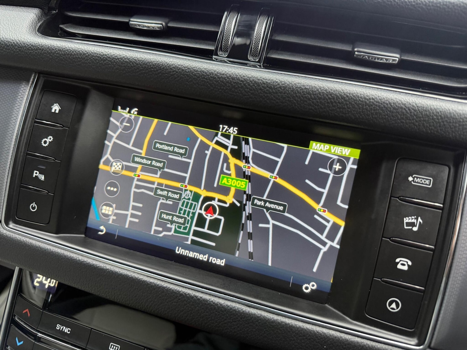 Used Jaguar XF 2018 for sale - 77573729: Photo 50