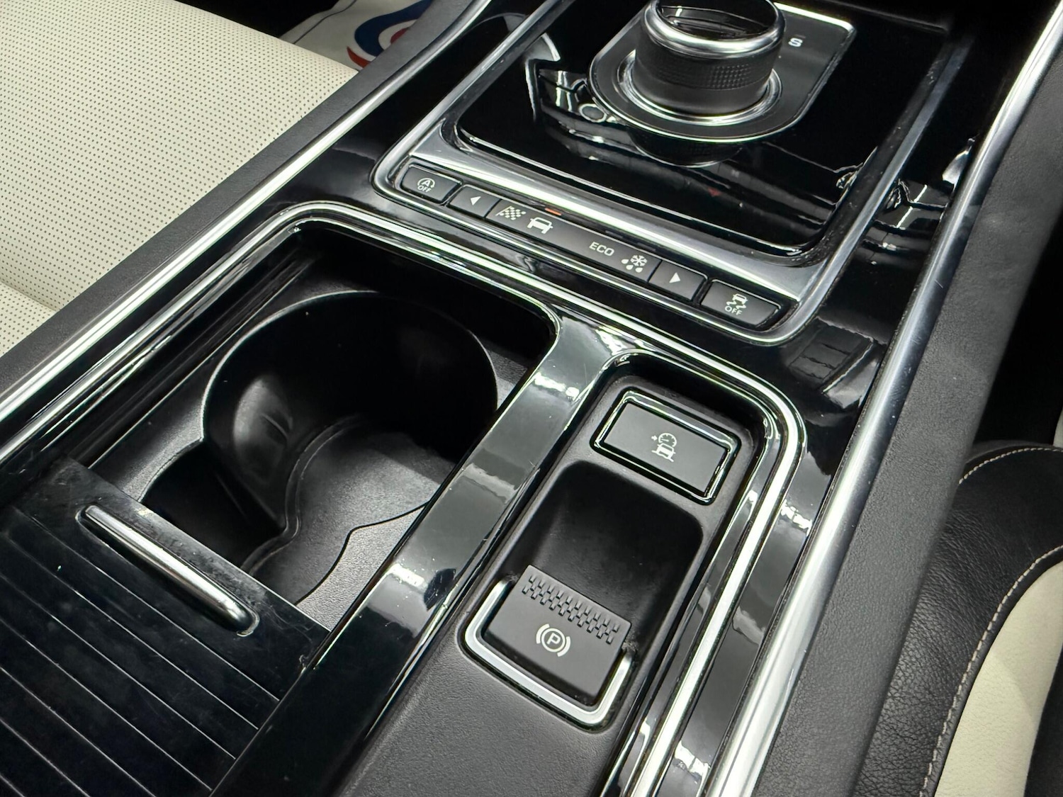 Used Jaguar XF 2018 for sale - 77573729: Photo 56