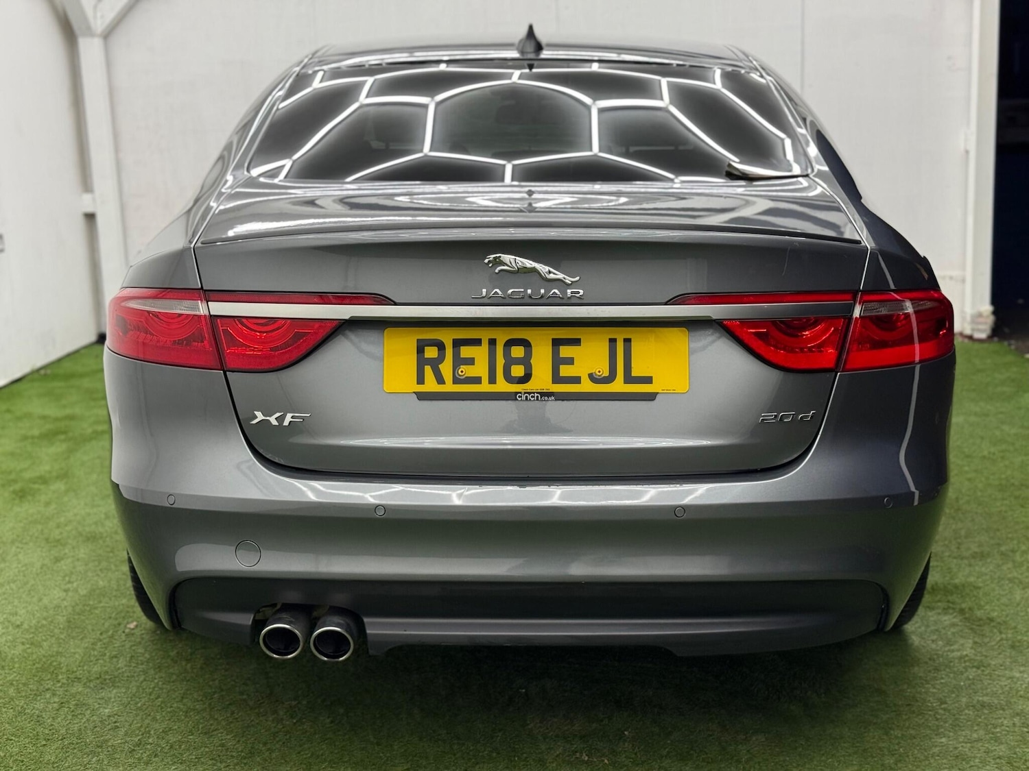 Used Jaguar XF 2018 for sale - 77573729: Photo 7