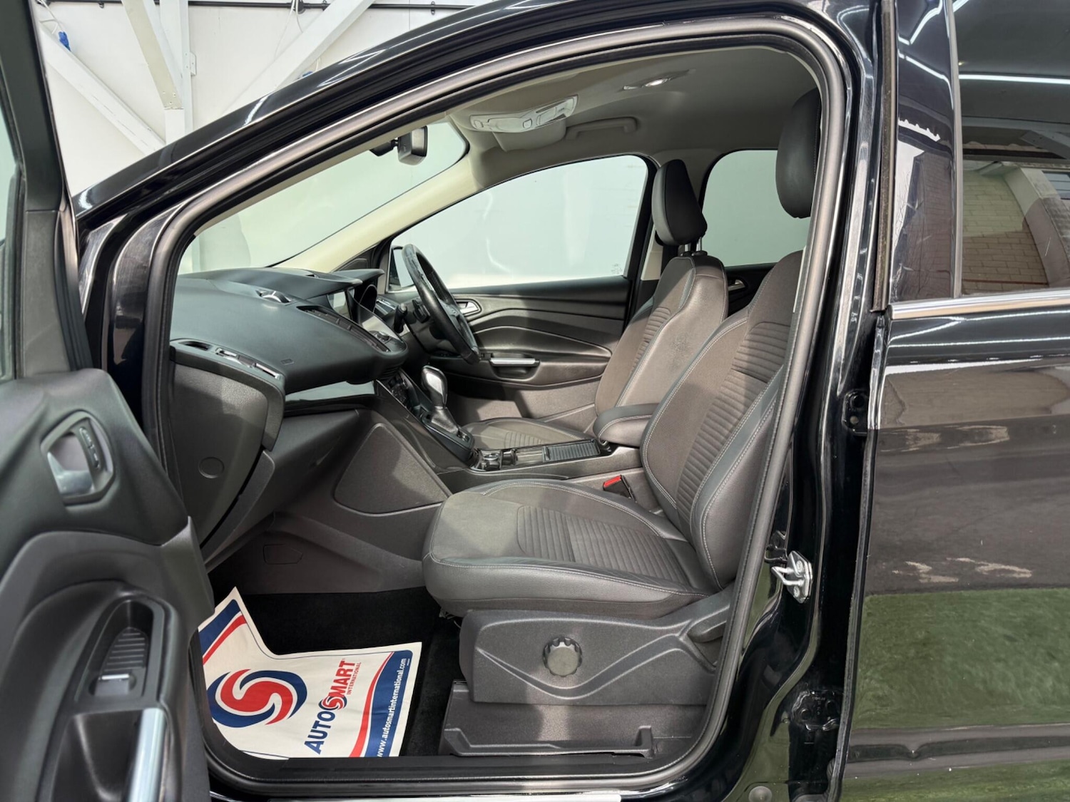 Used Ford Kuga for sale - 77599125: Photo 24