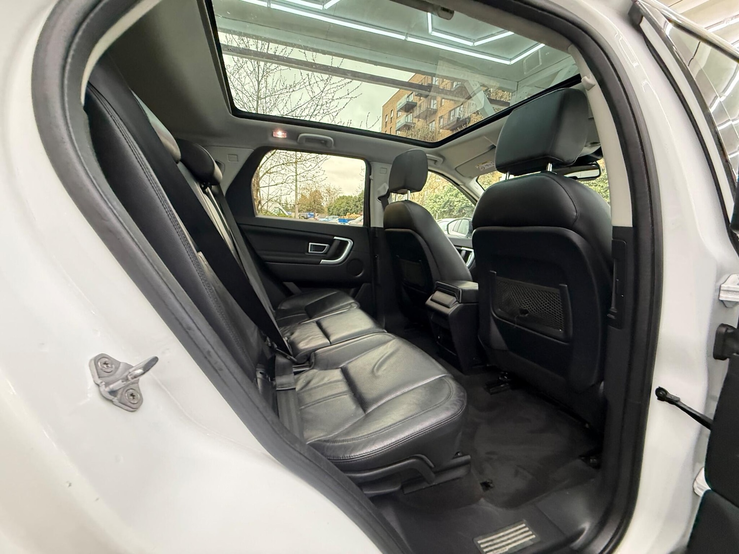 Used Land Rover Discovery Sport 2016 for sale - 78047331: Photo 19