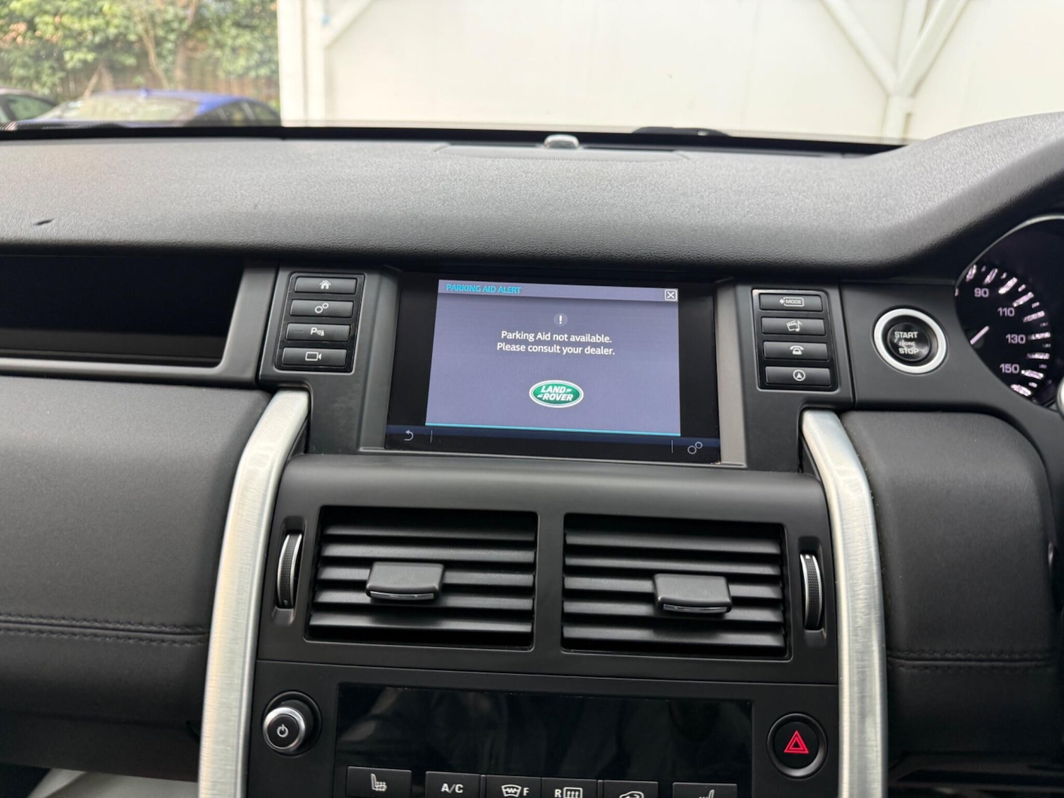 Used Land Rover Discovery Sport 2016 for sale - 78047331: Photo 29