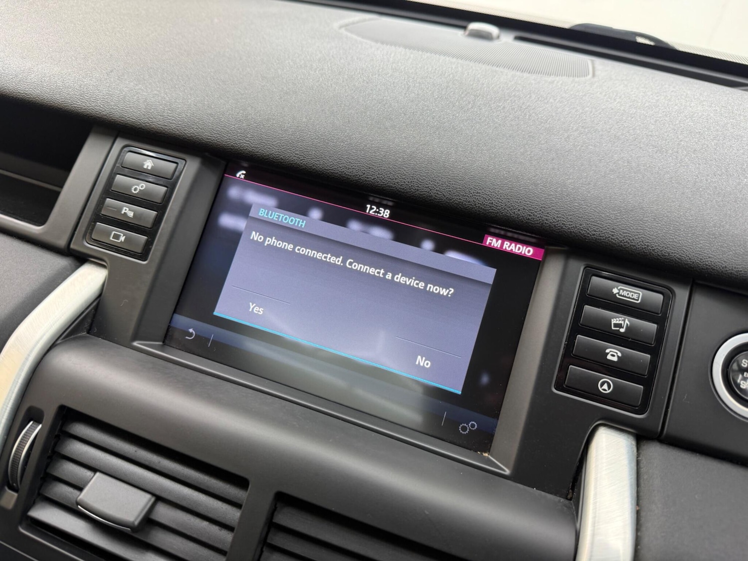 Used Land Rover Discovery Sport 2016 for sale - 78047331: Photo 50