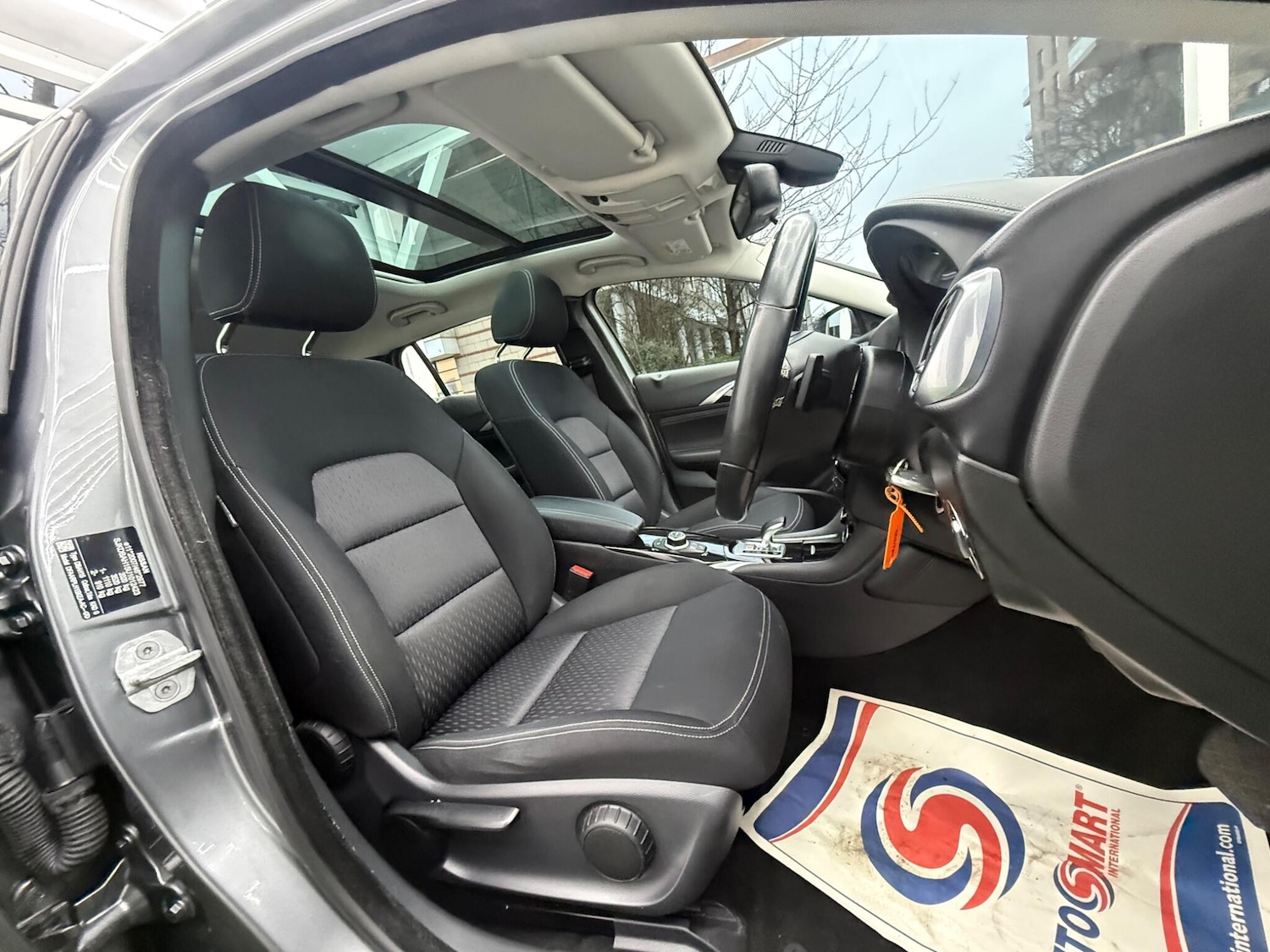 Used Infiniti Q30 for sale - 77793777: Photo 15