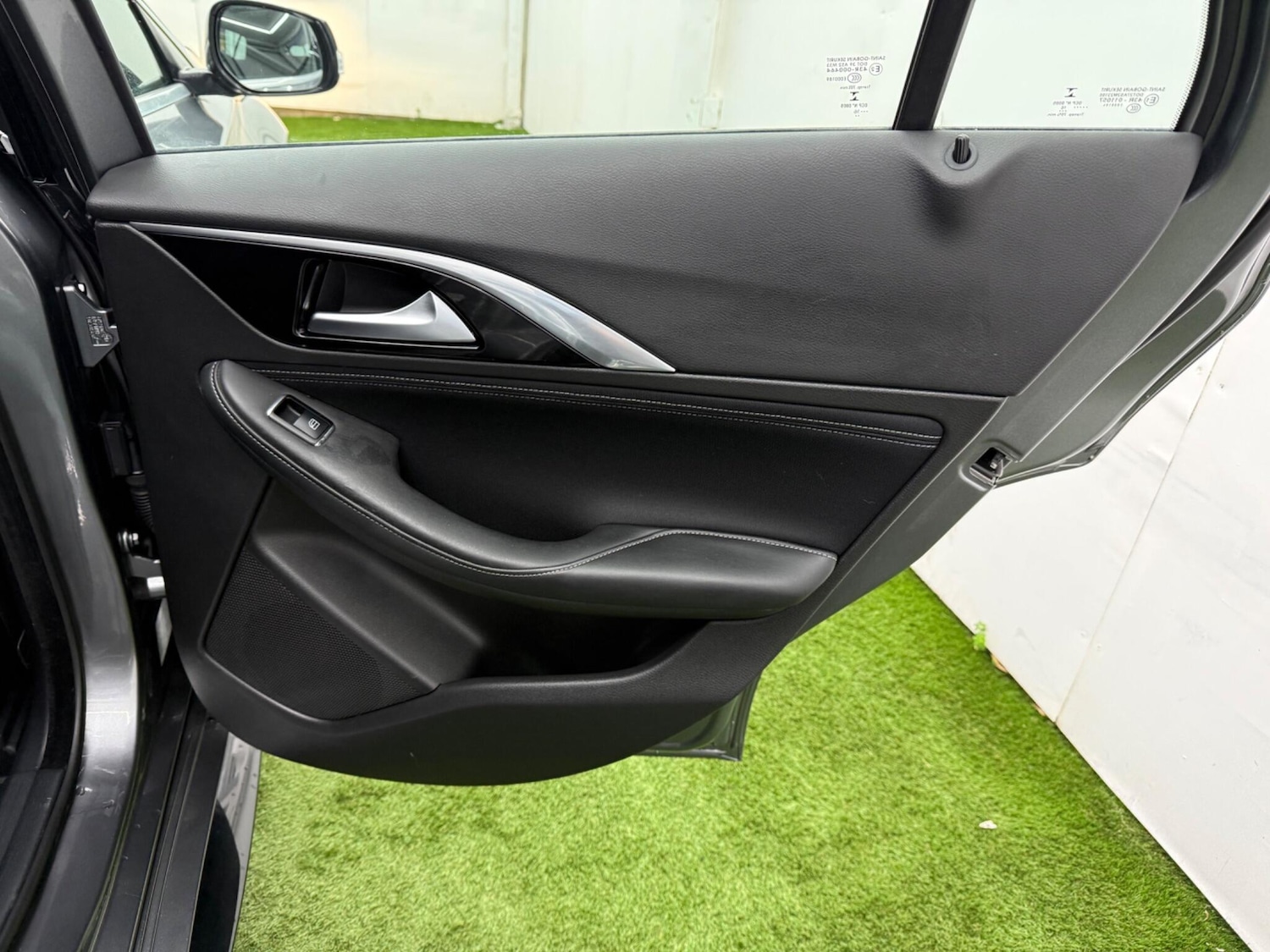 Used Infiniti Q30 for sale - 77793777: Photo 20