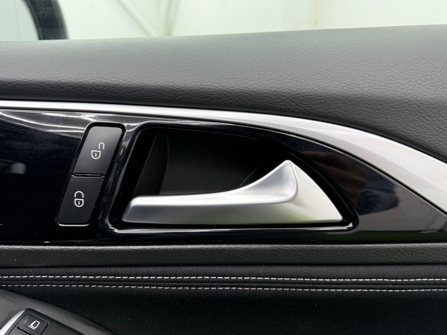 Used Infiniti Q30 for sale - 77793777: Photo 39