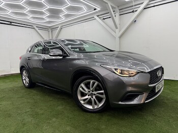 Used Infiniti Q30 2017 for sale - 77793777: Photo
