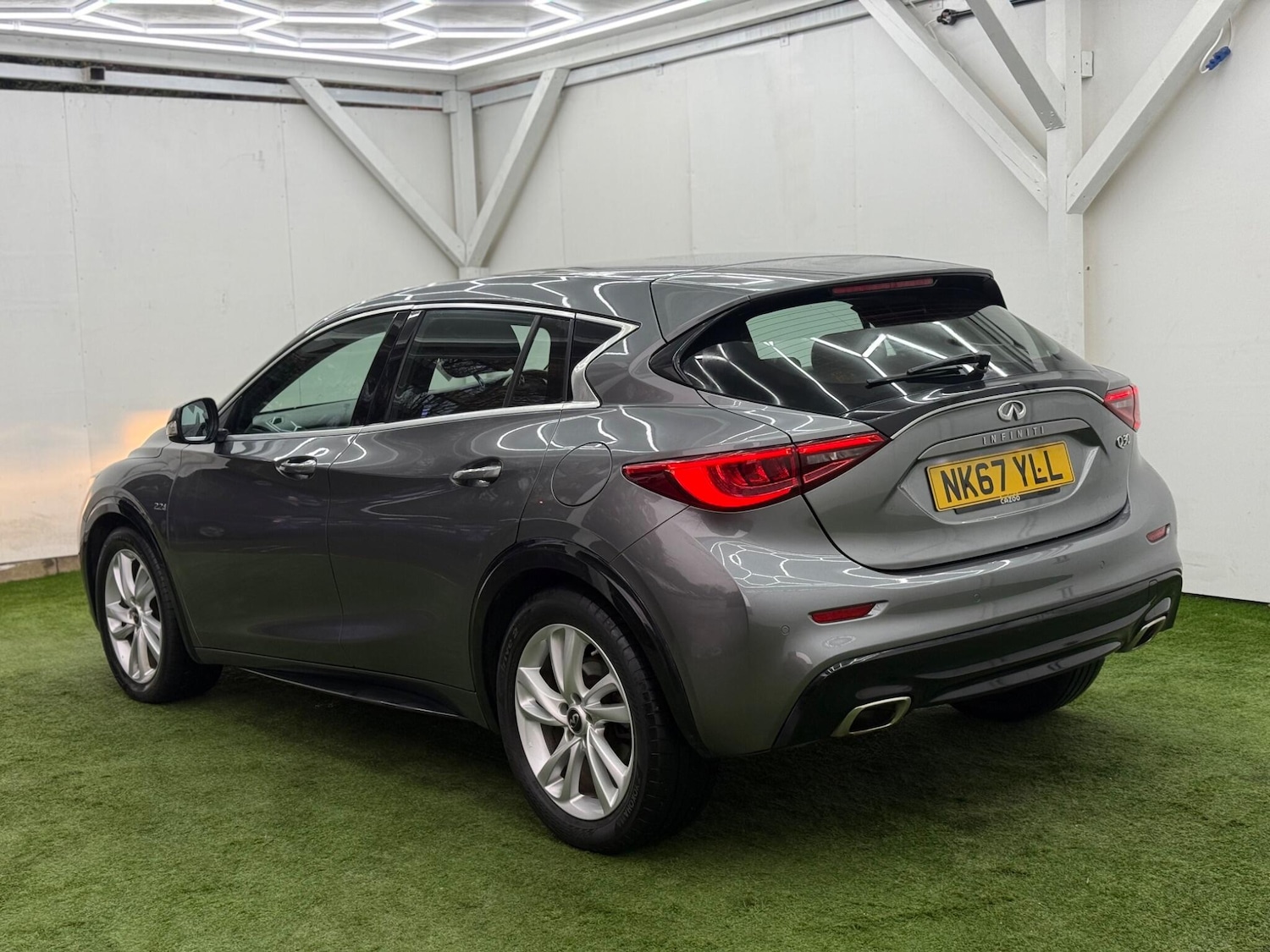 Used Infiniti Q30 for sale - 77793777: Photo 9