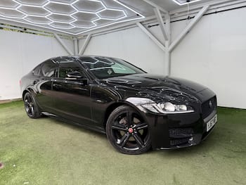 Used Jaguar XF 2017 for sale - 79676829: Photo