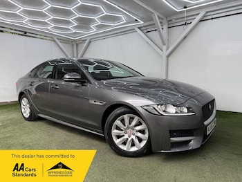 Used Jaguar XF 2016 for sale - 79361730: Photo