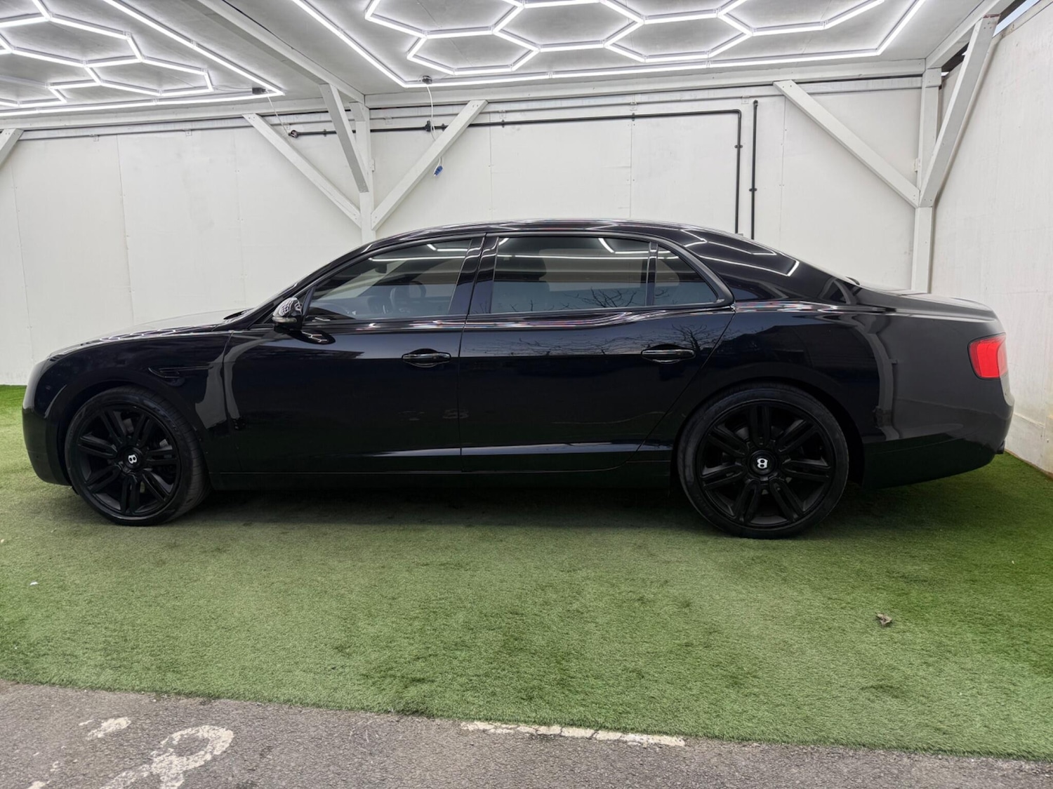 Used Bentley Flying Spur 2015 for sale - 77958246: Photo 10