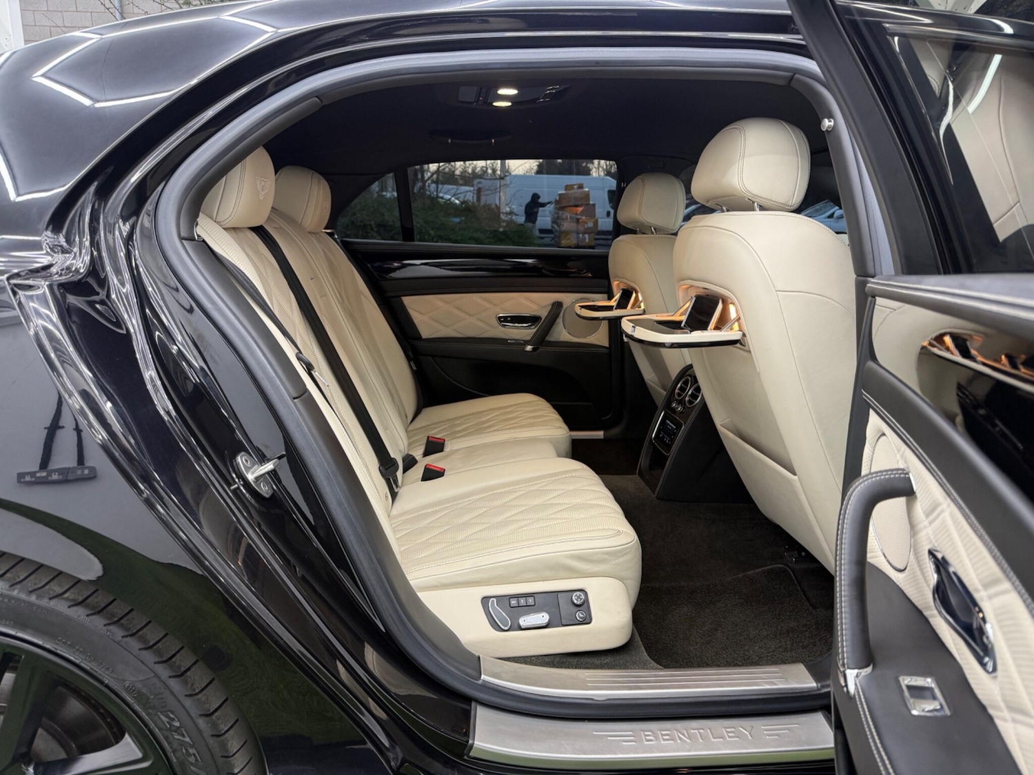 Used Bentley Flying Spur 2015 for sale - 77958246: Photo 17