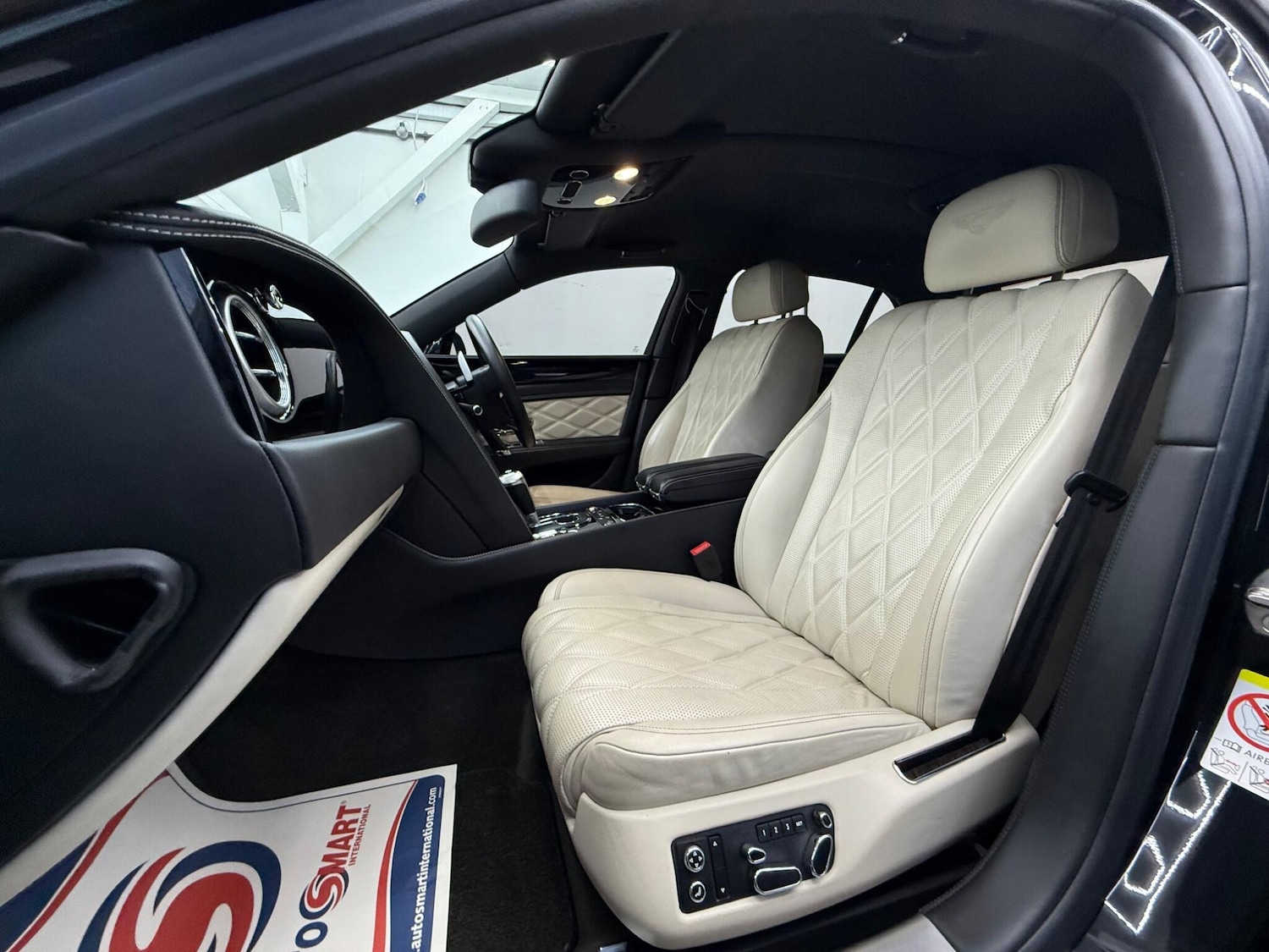 Used Bentley Flying Spur 2015 for sale - 77958246: Photo 25