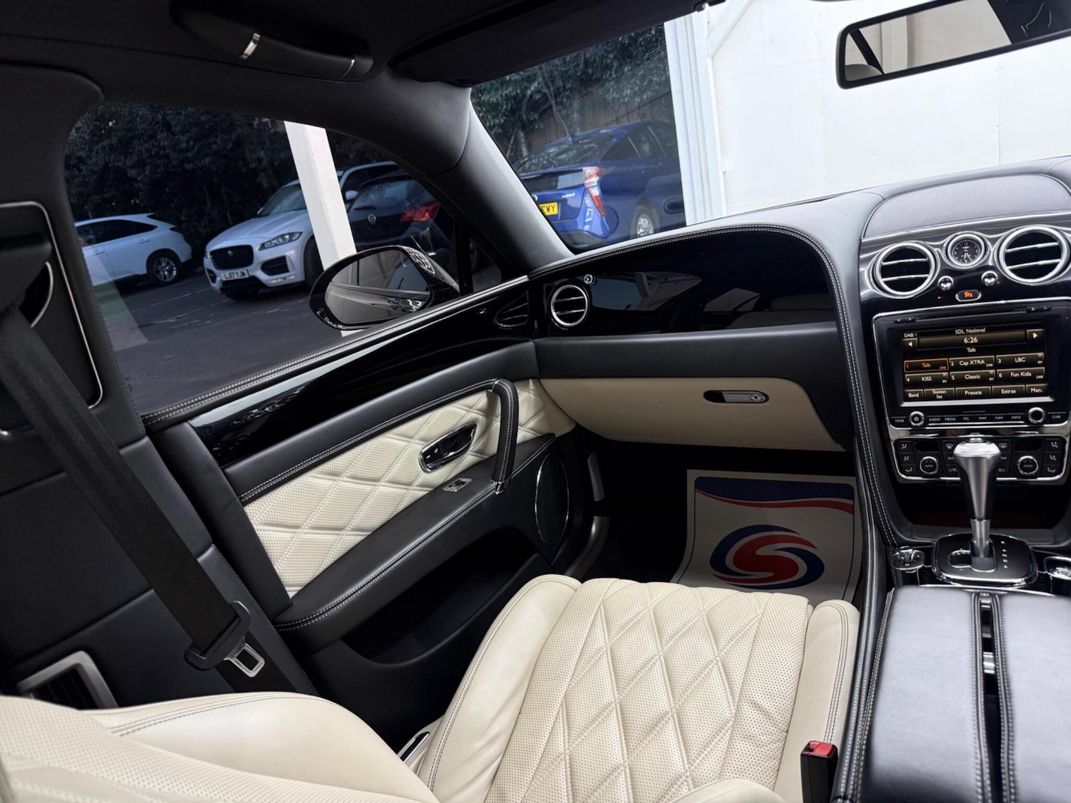 Used Bentley Flying Spur 2015 for sale - 77958246: Photo 37