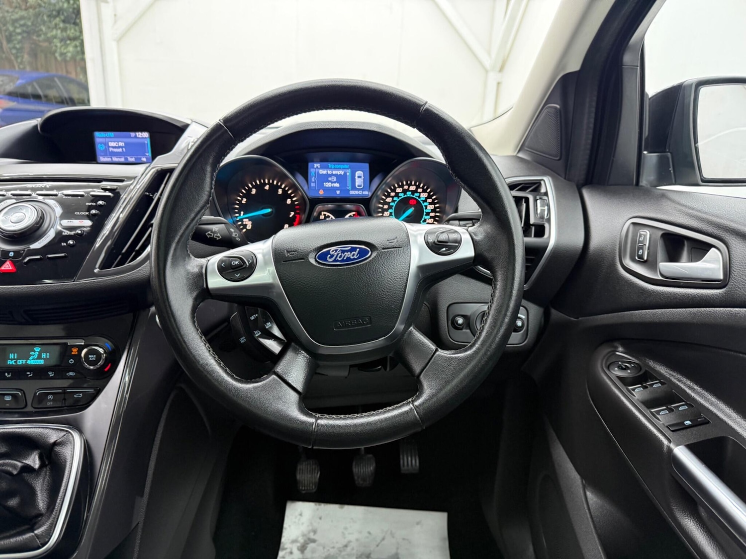 Used Ford Kuga 2014 for sale - 77387081: Photo 33