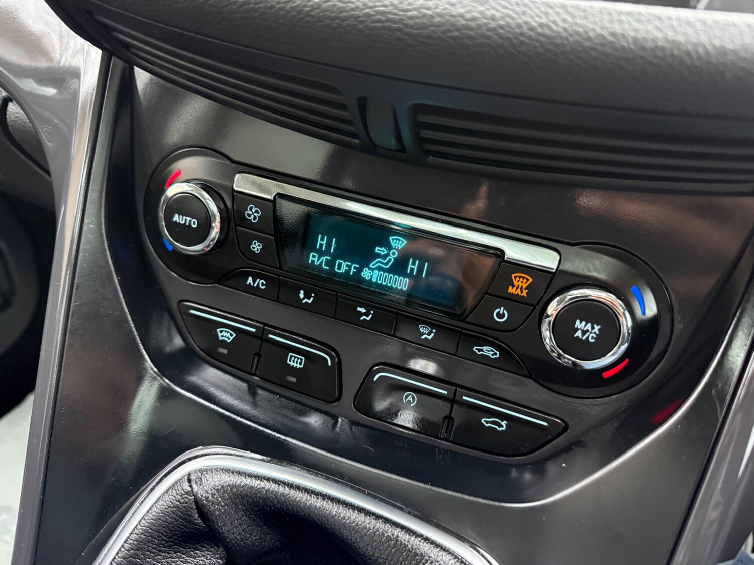 Used Ford Kuga 2014 for sale - 77387081: Photo 53