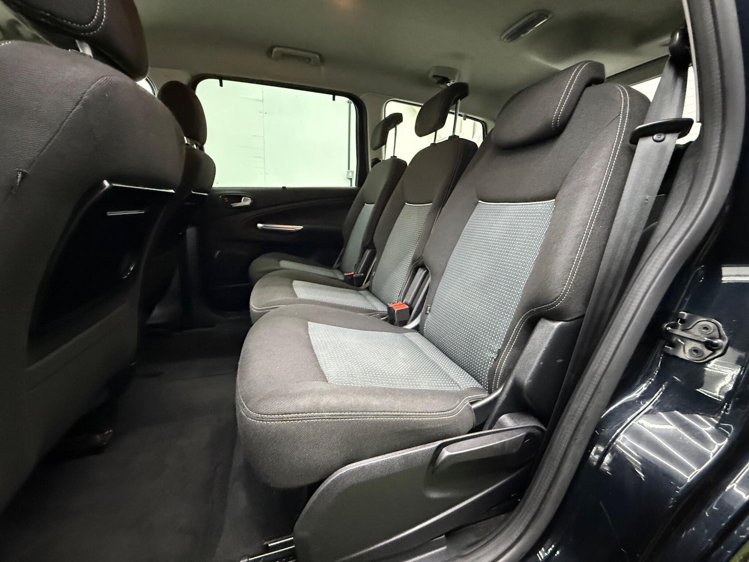 Used Ford Galaxy for sale - 77496098: Photo 25