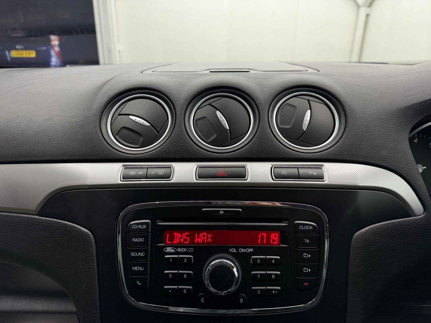 Used Ford Galaxy for sale - 77496098: Photo 32