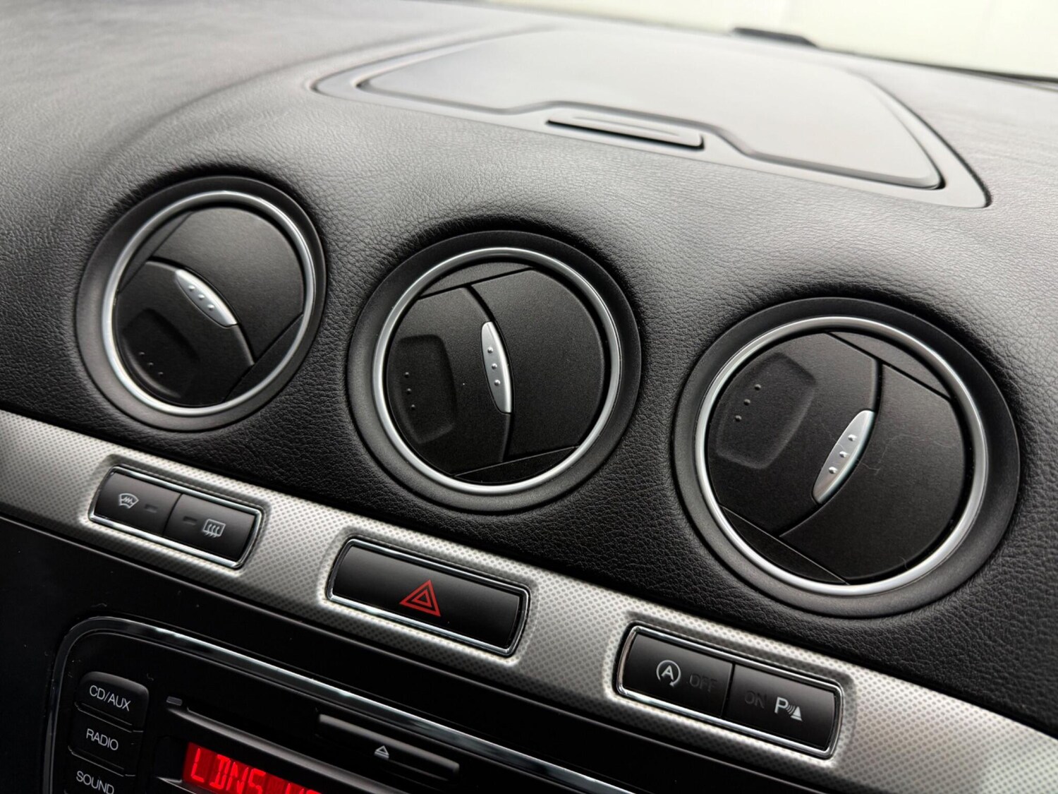 Used Ford Galaxy for sale - 77496098: Photo 46