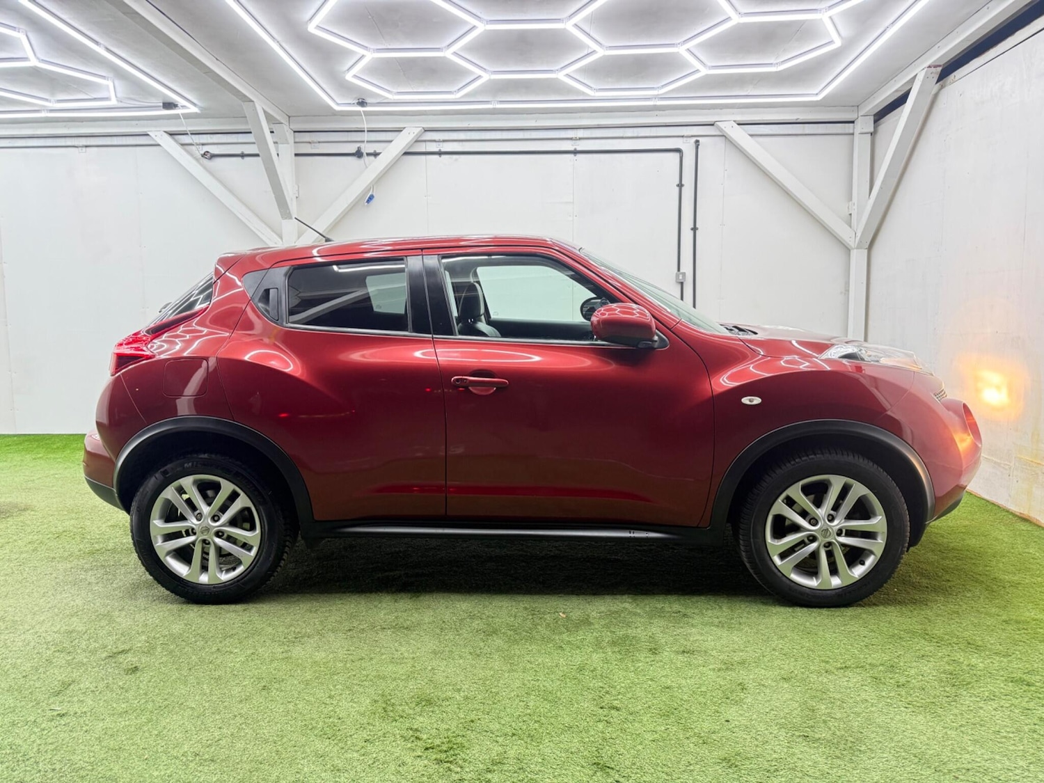 Used Nissan Juke 2013 for sale - 77893038: Photo 2