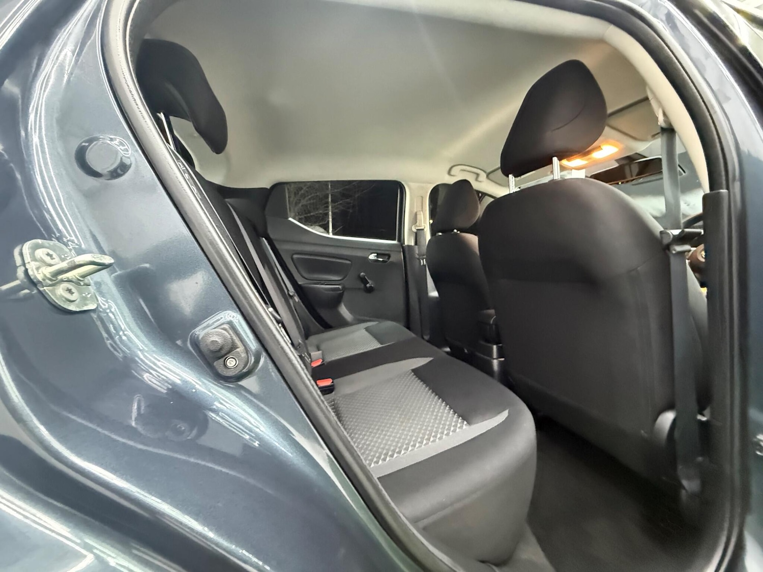 Used Nissan Micra 2019 for sale - 77412297: Photo 18