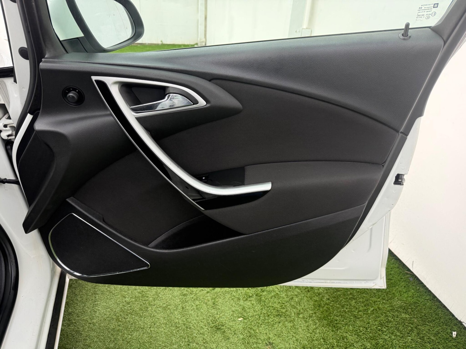 Used Vauxhall Astra 2012 for sale - 78171149: Photo 17