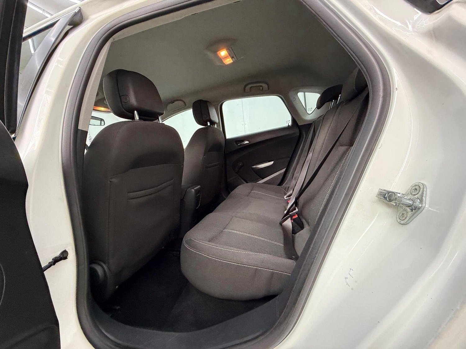 Used Vauxhall Astra 2012 for sale - 78171149: Photo 23