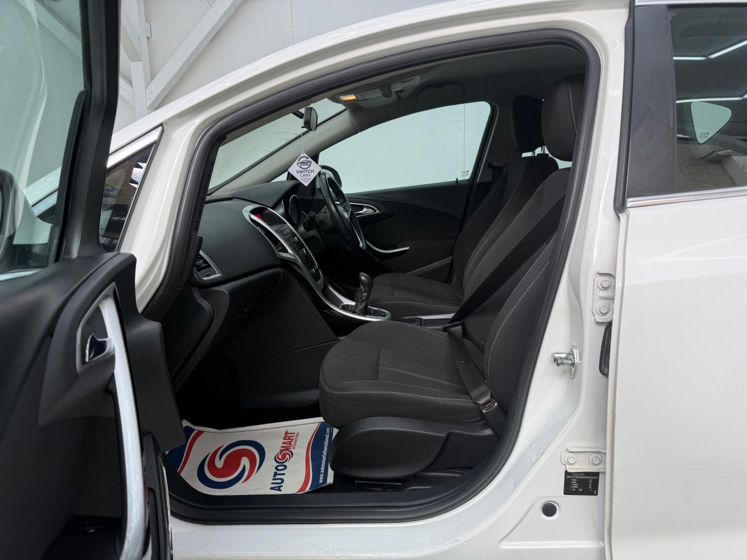 Used Vauxhall Astra 2012 for sale - 78171149: Photo 25