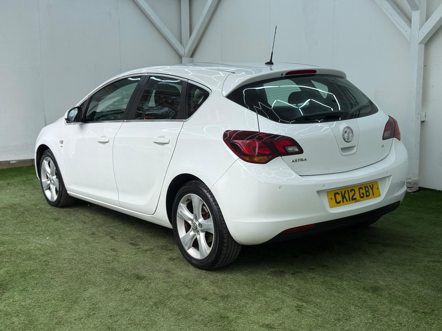 Used Vauxhall Astra 2012 for sale - 78171149: Photo 9