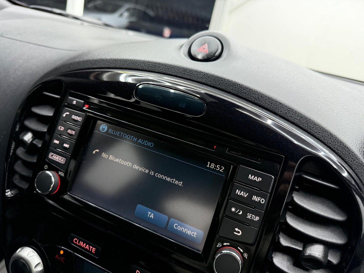 Used Nissan Juke 2017 for sale - 77386709: Photo 43