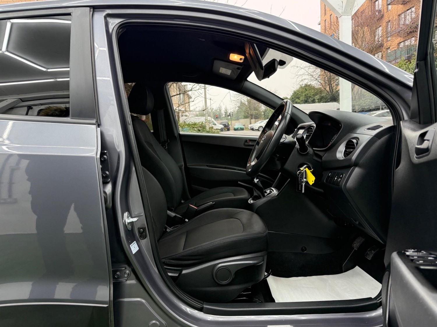 Used Hyundai i10 2018 for sale - 77387193: Photo 14