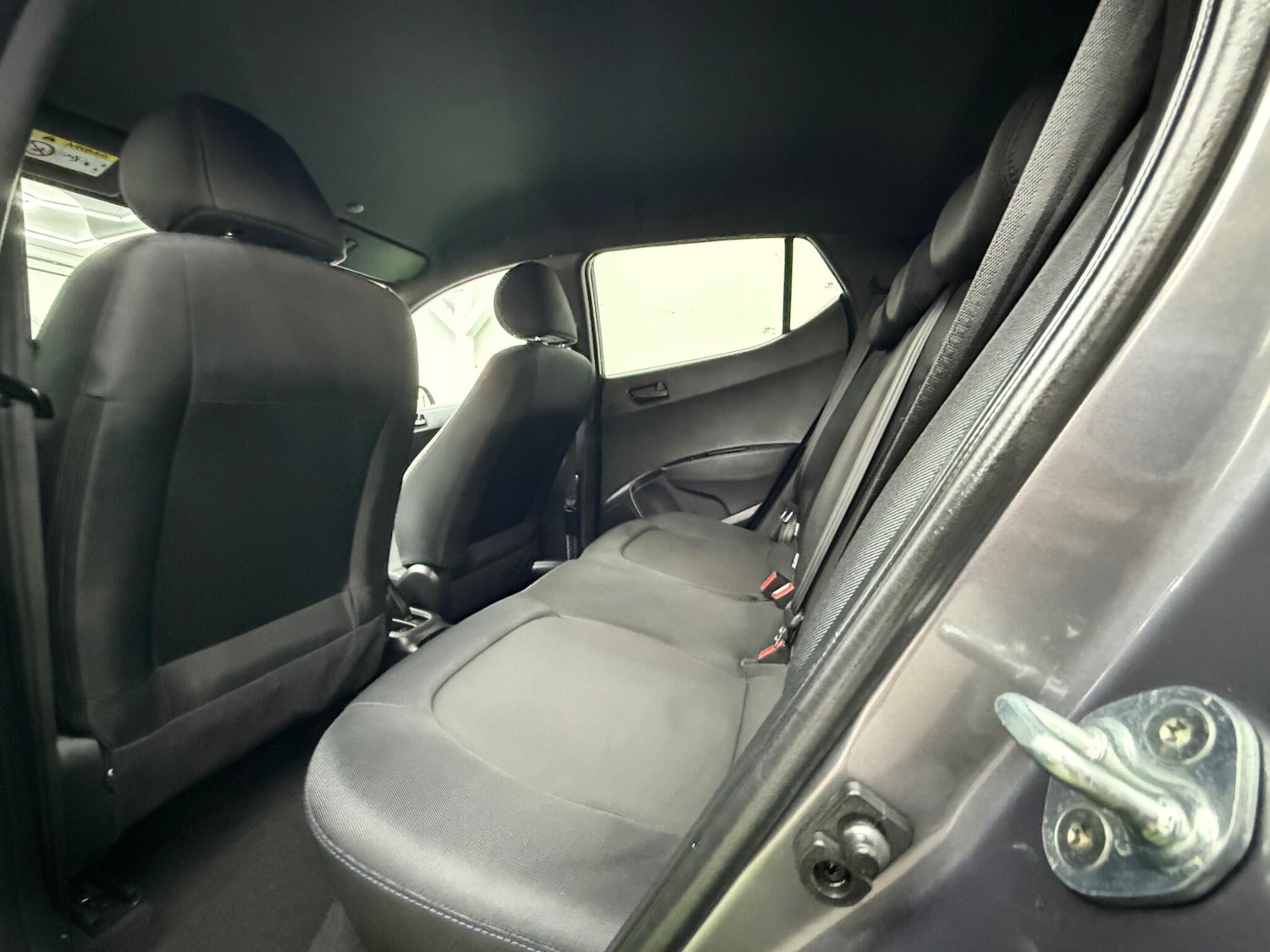 Used Hyundai i10 2018 for sale - 77387193: Photo 23