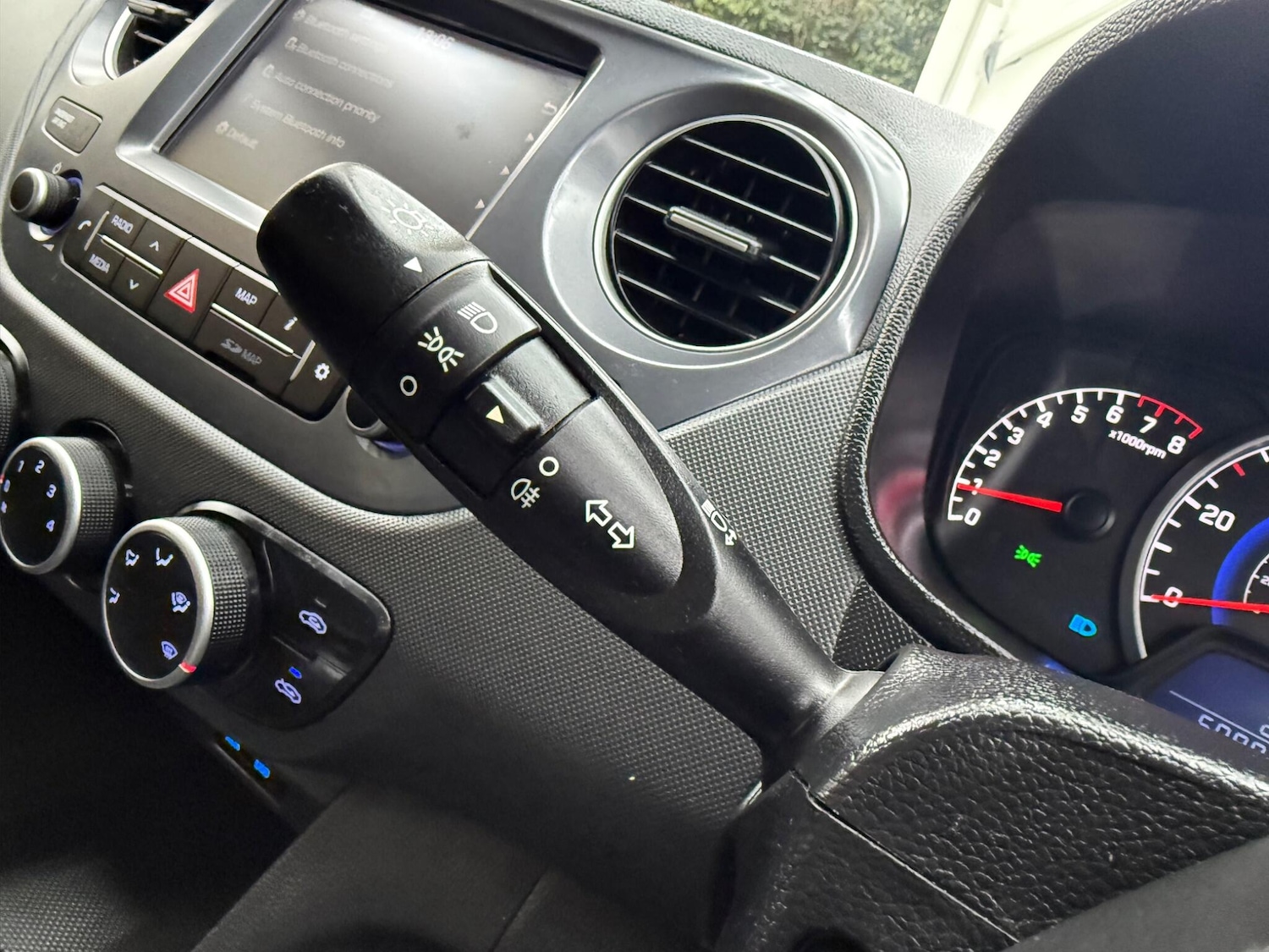 Used Hyundai i10 2018 for sale - 77387193: Photo 36