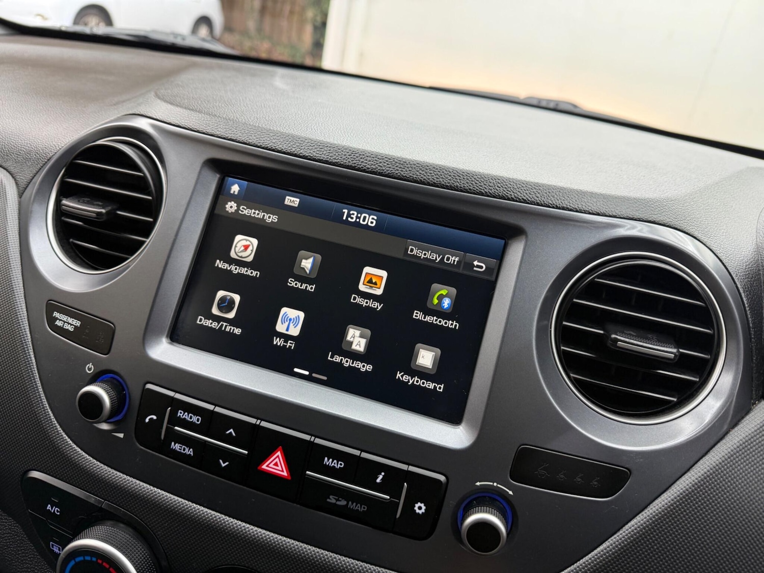 Used Hyundai i10 2018 for sale - 77387193: Photo 43