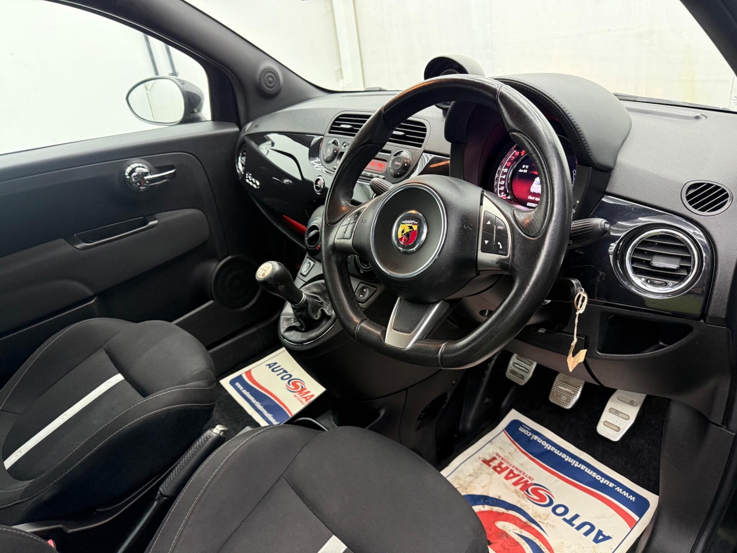 Used Abarth 595 2015 for sale - 77455504: Photo 3