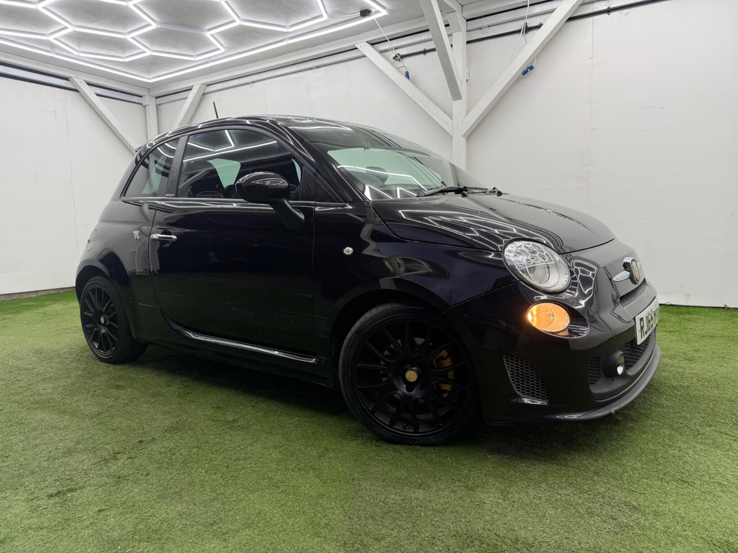 Used Abarth 595 2015 for sale - 77455504: Photo 4